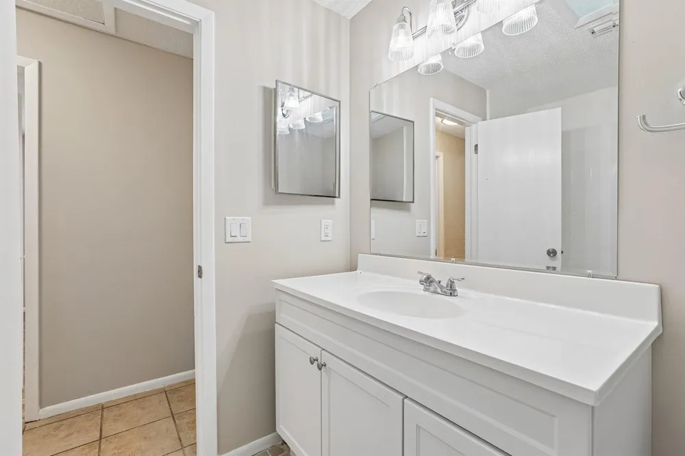126 Garden Cove Court Orlando, FL 32835
