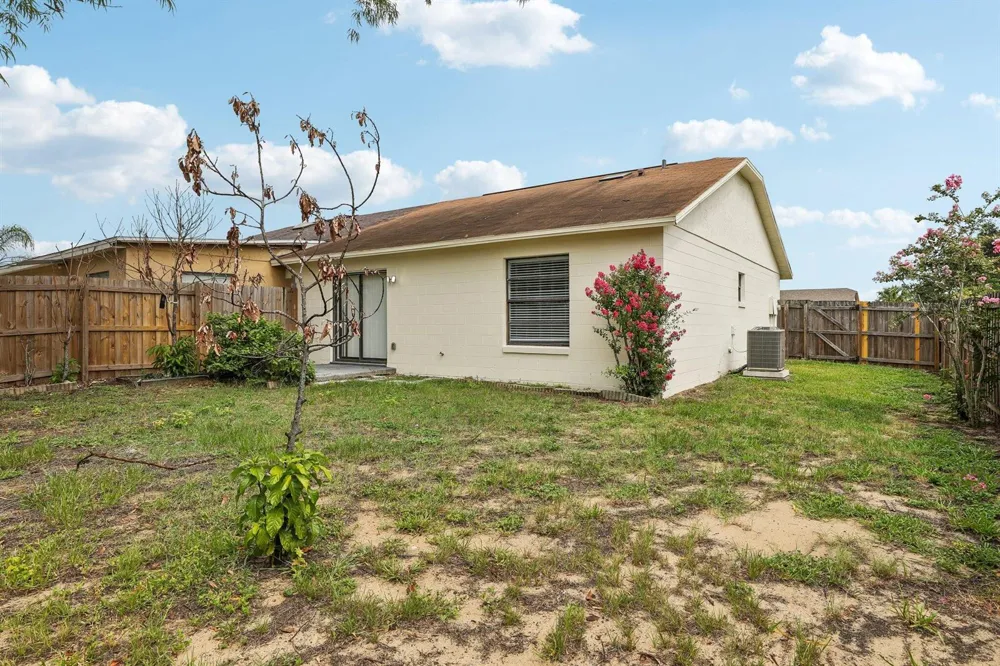 126 Garden Cove Court Orlando, FL 32835