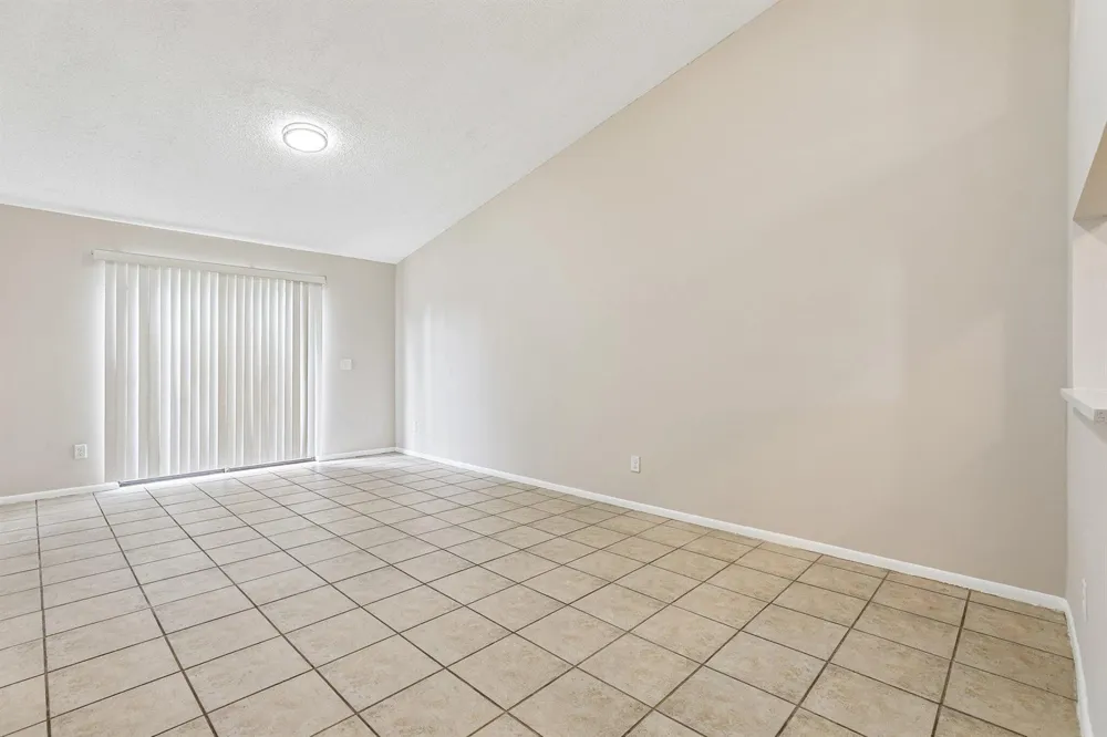 126 Garden Cove Court Orlando, FL 32835