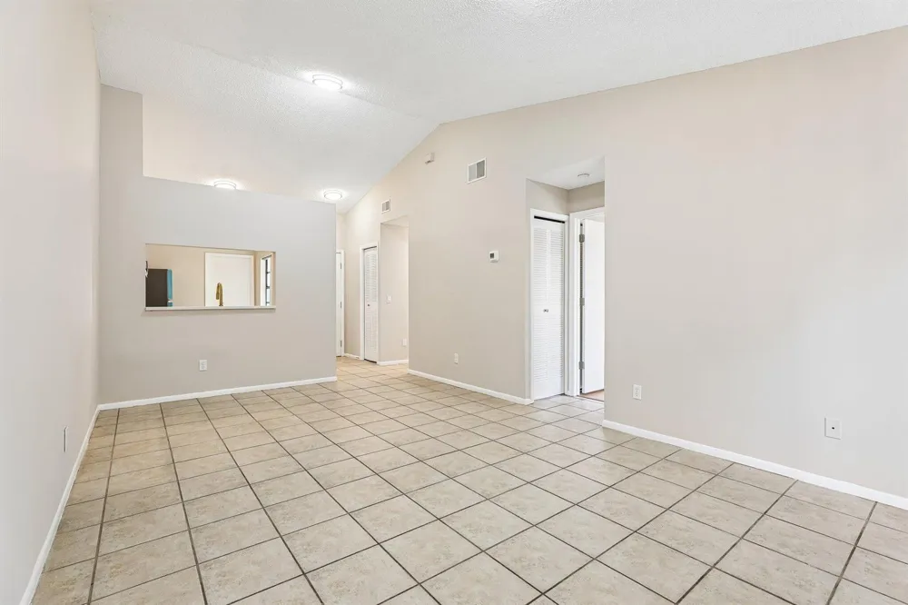 126 Garden Cove Court Orlando, FL 32835