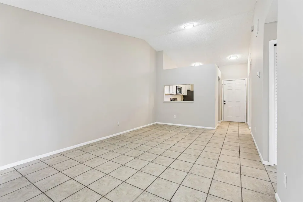 126 Garden Cove Court Orlando, FL 32835