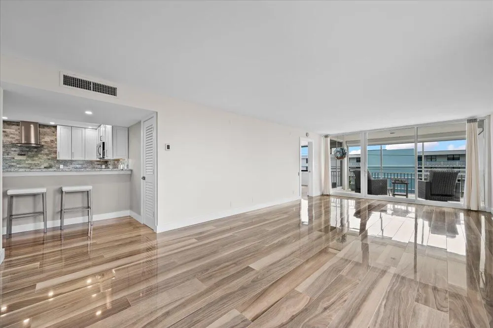911 Ocean Drive #601 Juno Beach, FL 33408