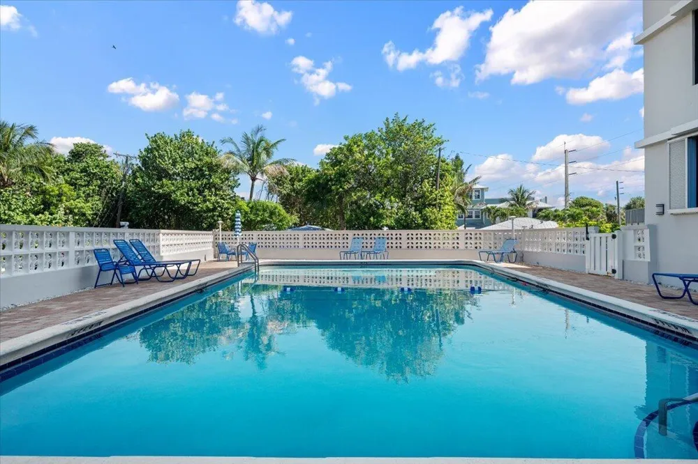 911 Ocean Drive #601 Juno Beach, FL 33408