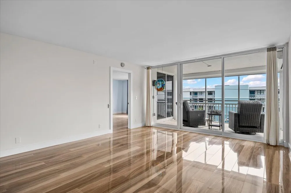 911 Ocean Drive #601 Juno Beach, FL 33408