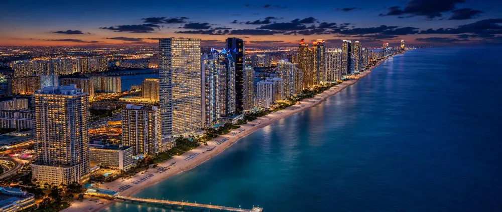 16901 Collins Avenue #3002 Sunny Isles Beach, FL 33160