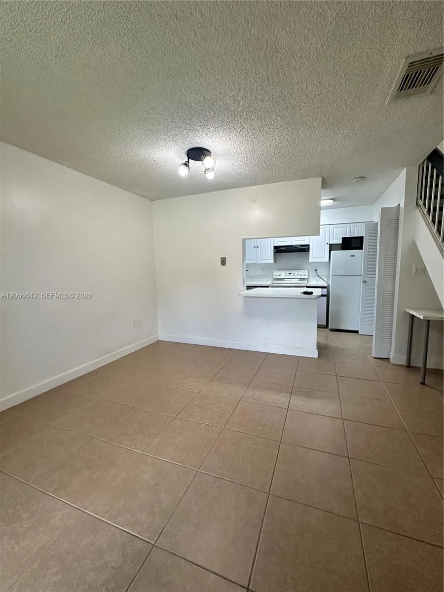 17515 NW 67th Ct #N-22 Hialeah, FL 33015