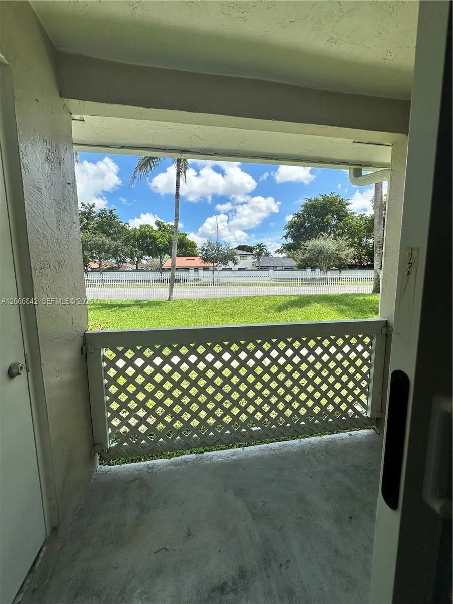 17515 NW 67th Ct #N-22 Hialeah, FL 33015