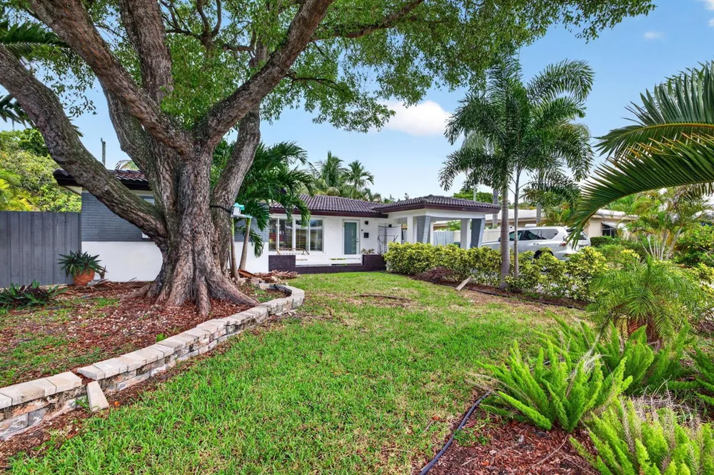 4031 NE 15TH AVENUE Oakland Park, FL 33334