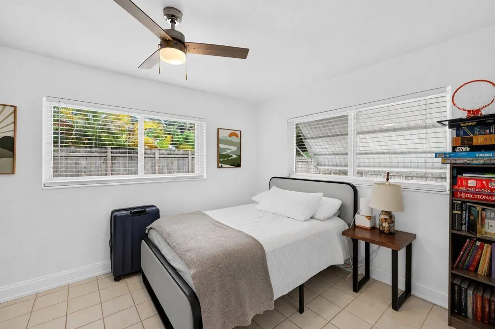 4031 NE 15TH AVENUE Oakland Park, FL 33334