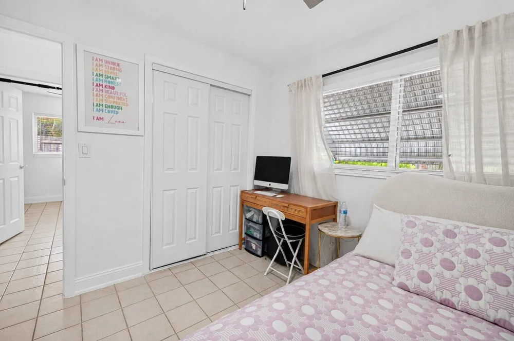 4031 NE 15TH AVENUE Oakland Park, FL 33334