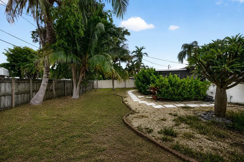 4031 NE 15TH AVENUE Oakland Park, FL 33334