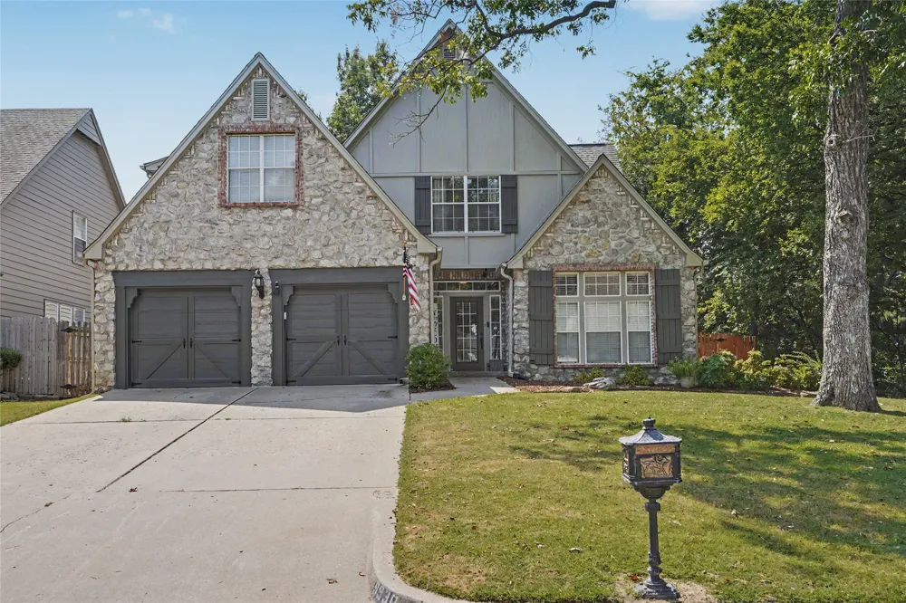 9930 S 100th East Place E Tulsa, OK 74133