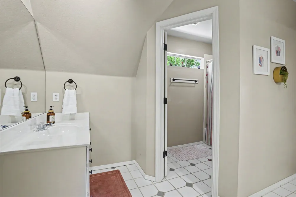 9930 S 100th East Place E Tulsa, OK 74133