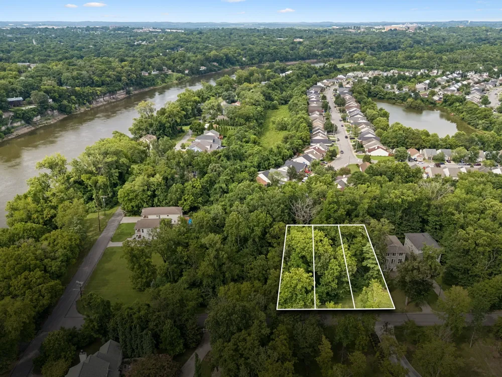 2121 Wooddale Ln Nashville, TN 37214