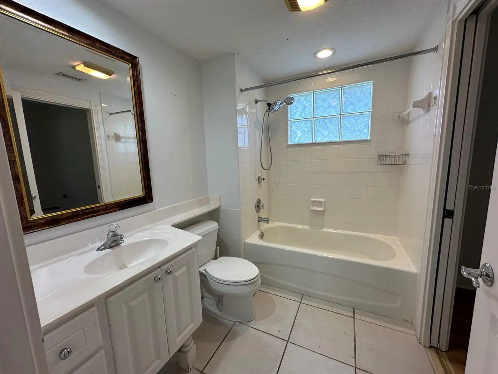 7776 ANDORA DRIVE Sarasota, FL 34238