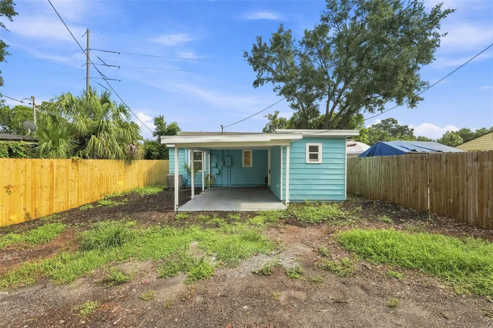 2960 EMERSON AVENUE S St Petersburg, FL 33712