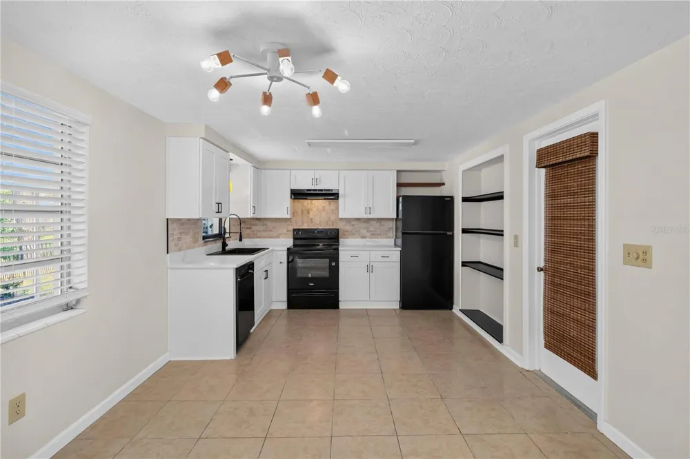 2044 PAMELA DRIVE Holiday, FL 34690