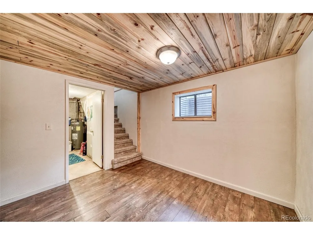 5544 County Road 5 Road Divide, CO 80814