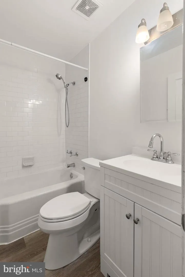 2922 SOLLERS POINT ROAD Baltimore, MD 21222