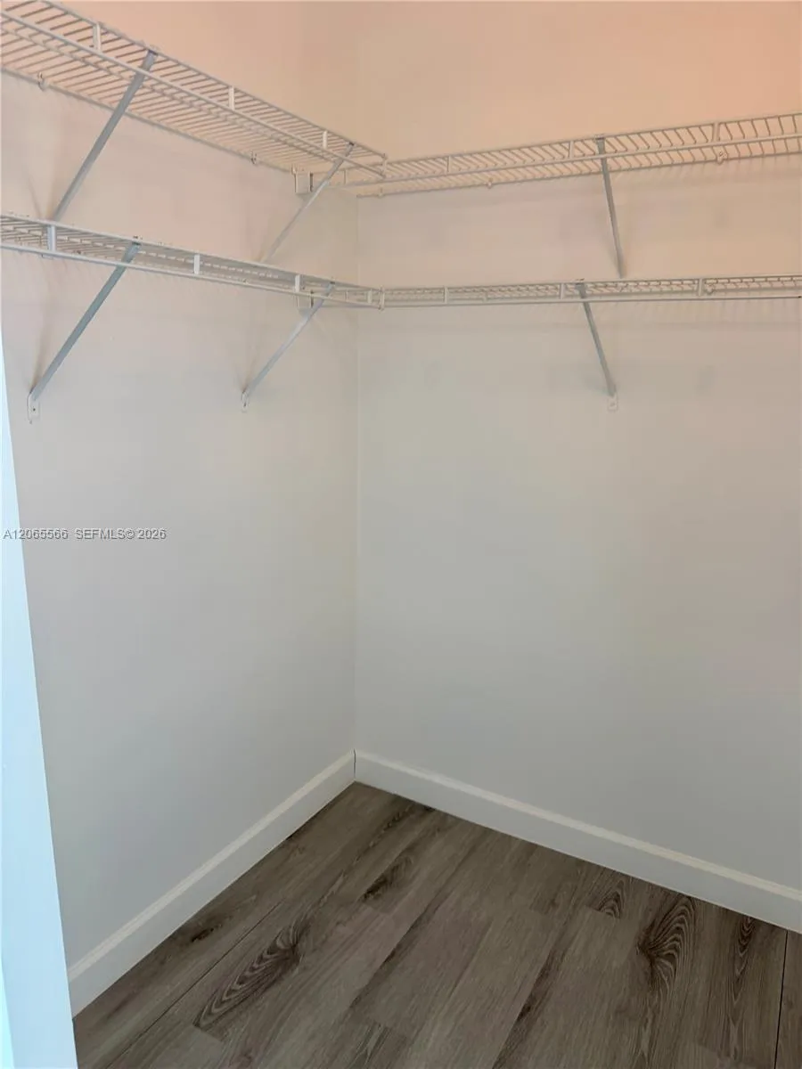 8010 Nob Hill Rd #102 Tamarac, FL 33321