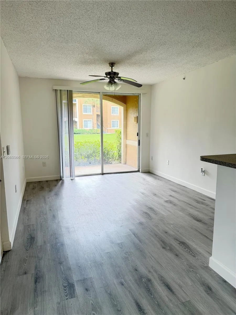 8010 Nob Hill Rd #102 Tamarac, FL 33321