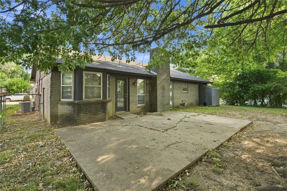 1101 W 14th Place Claremore, OK 74017