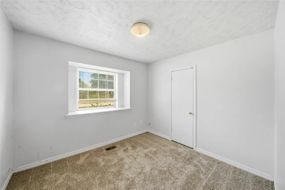 1101 W 14th Place Claremore, OK 74017