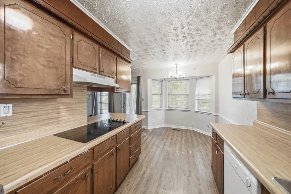 1101 W 14th Place Claremore, OK 74017