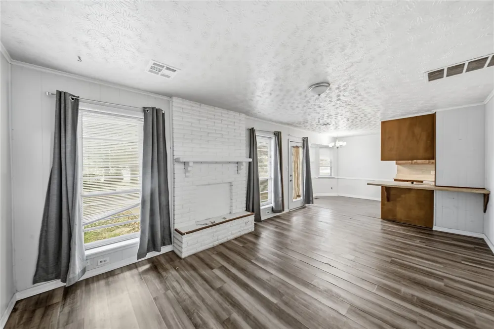 1101 W 14th Place Claremore, OK 74017