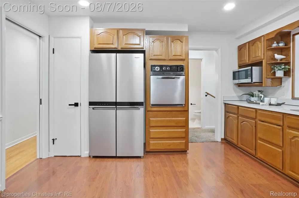 24711 Tudor Lane Franklin Village, MI 48025