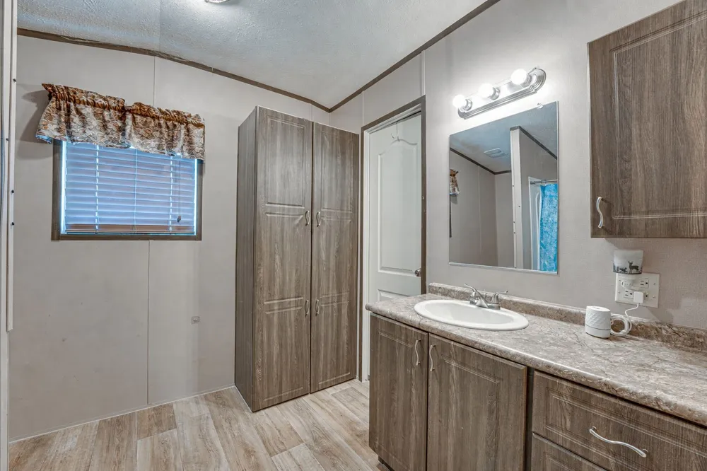 1101 Cherokee Drive West Tawakoni, TX 75474