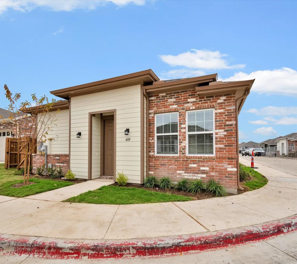 2709 Rockhill Road McKinney, TX 75072