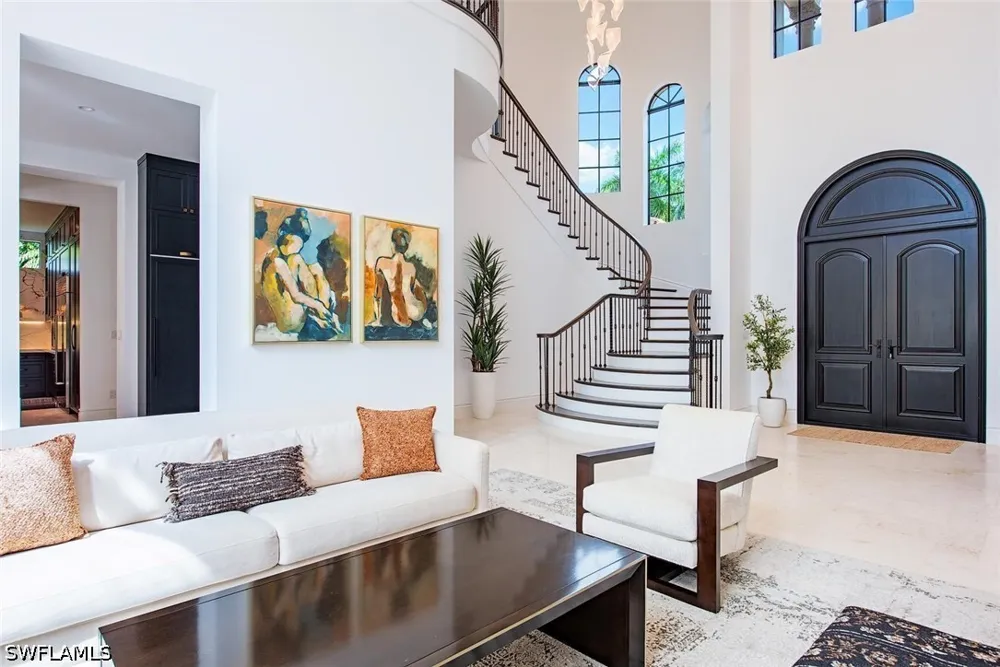 ESCADA DRIVE Naples, FL 34109