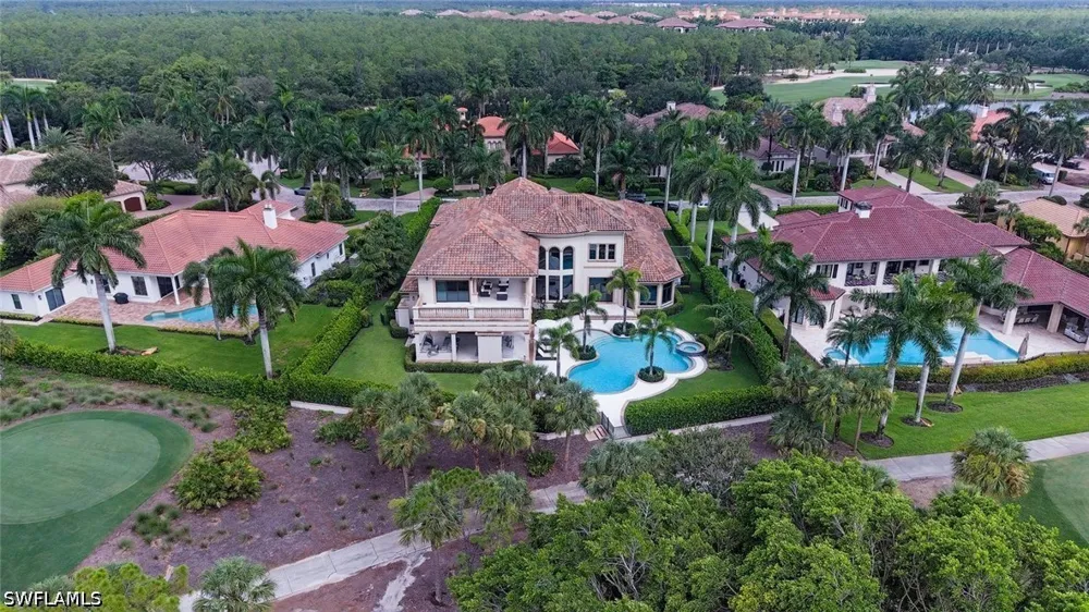 ESCADA DRIVE Naples, FL 34109