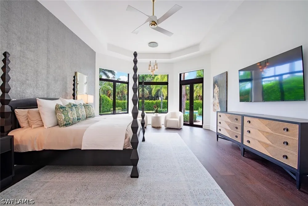 ESCADA DRIVE Naples, FL 34109
