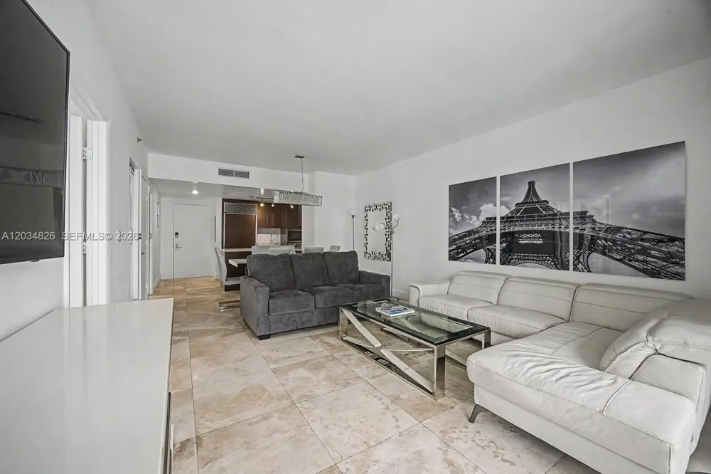 485 Brickell Ave #2209 Miami, FL 33131