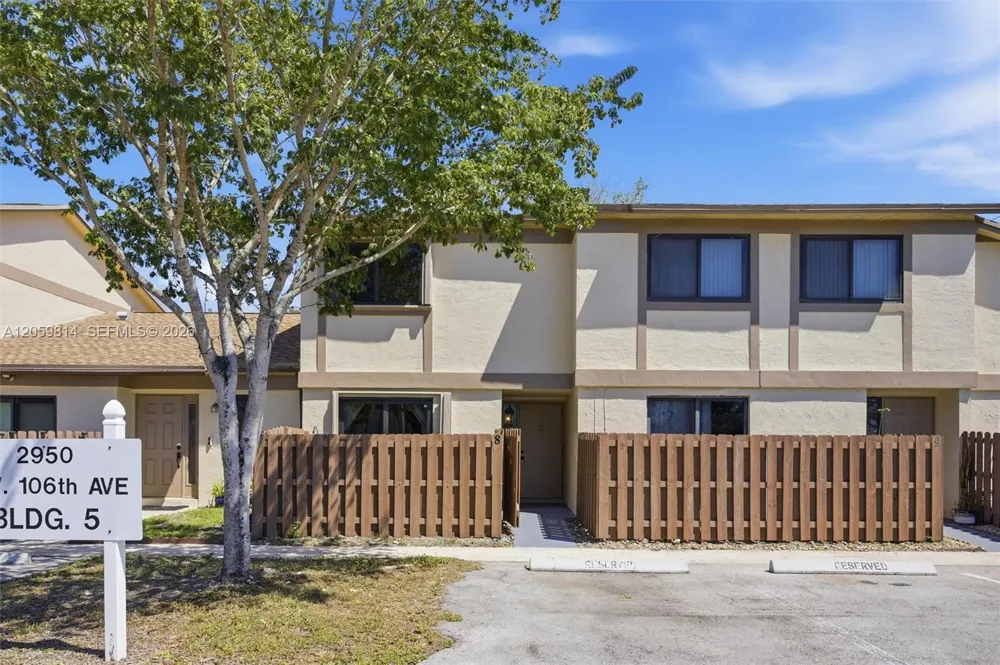 2950 NW 106th Ave #8 Sunrise, FL 33322