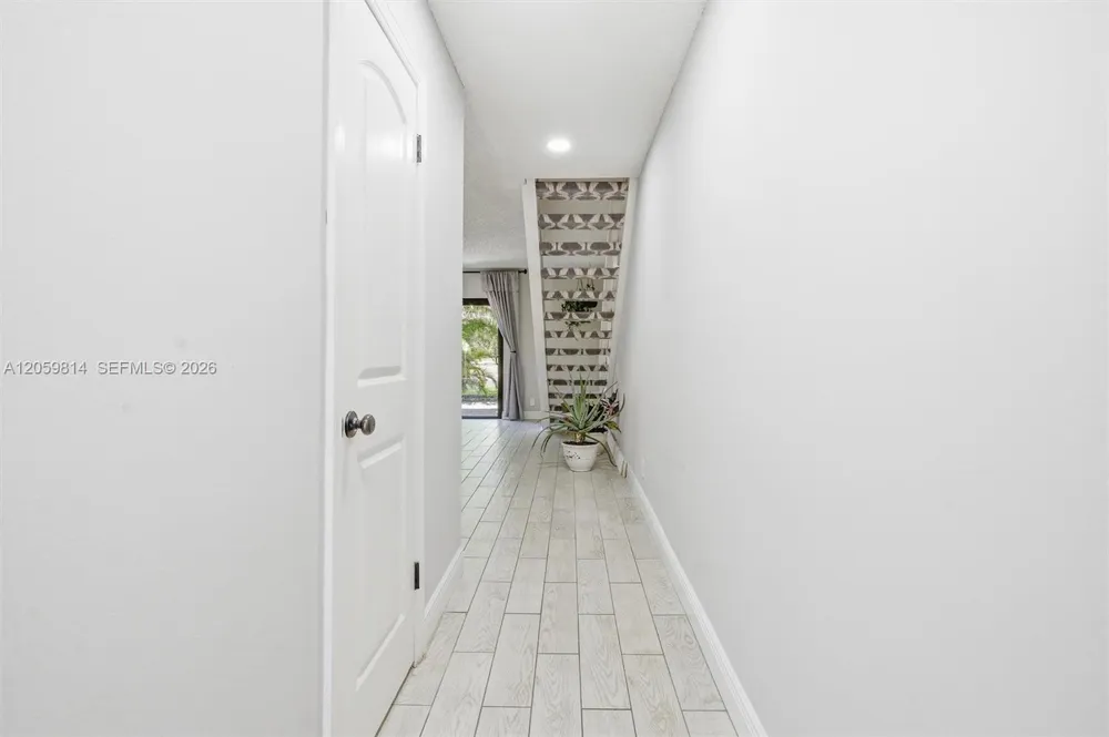 2950 NW 106th Ave #8 Sunrise, FL 33322
