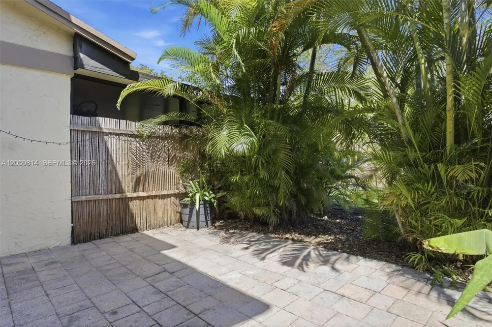 2950 NW 106th Ave #8 Sunrise, FL 33322