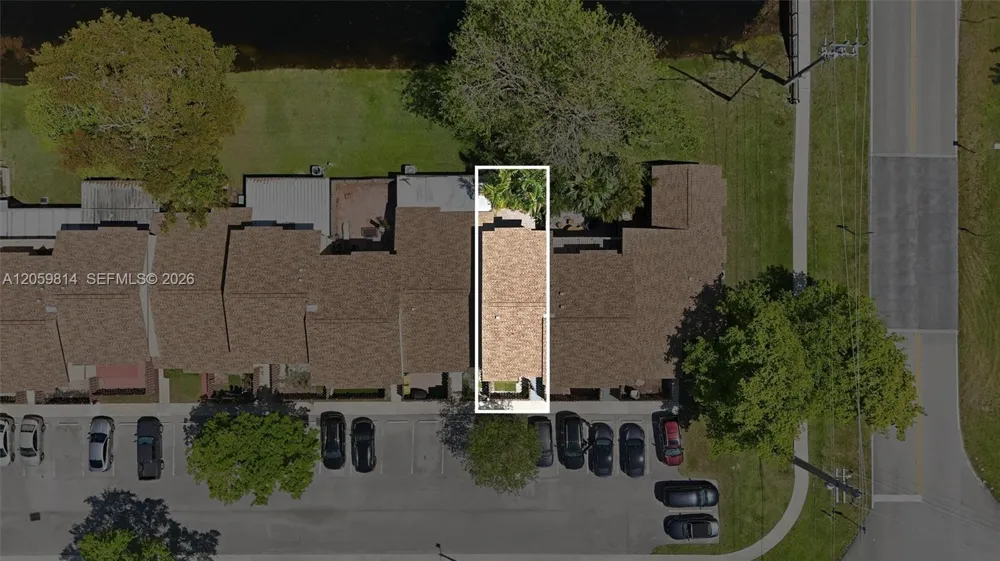 2950 NW 106th Ave #8 Sunrise, FL 33322