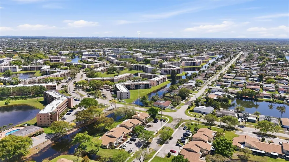 2950 NW 106th Ave #8 Sunrise, FL 33322
