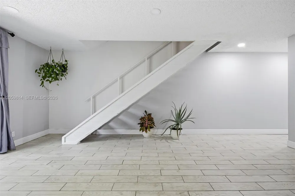 2950 NW 106th Ave #8 Sunrise, FL 33322