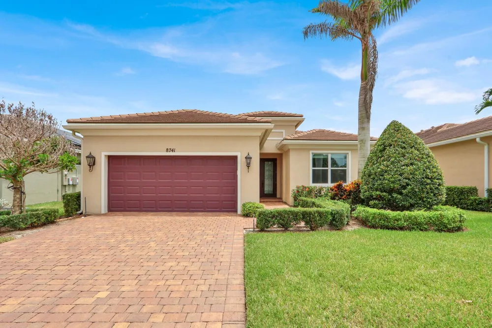 8741 SW VICO WAY Port St. Lucie, FL 34987