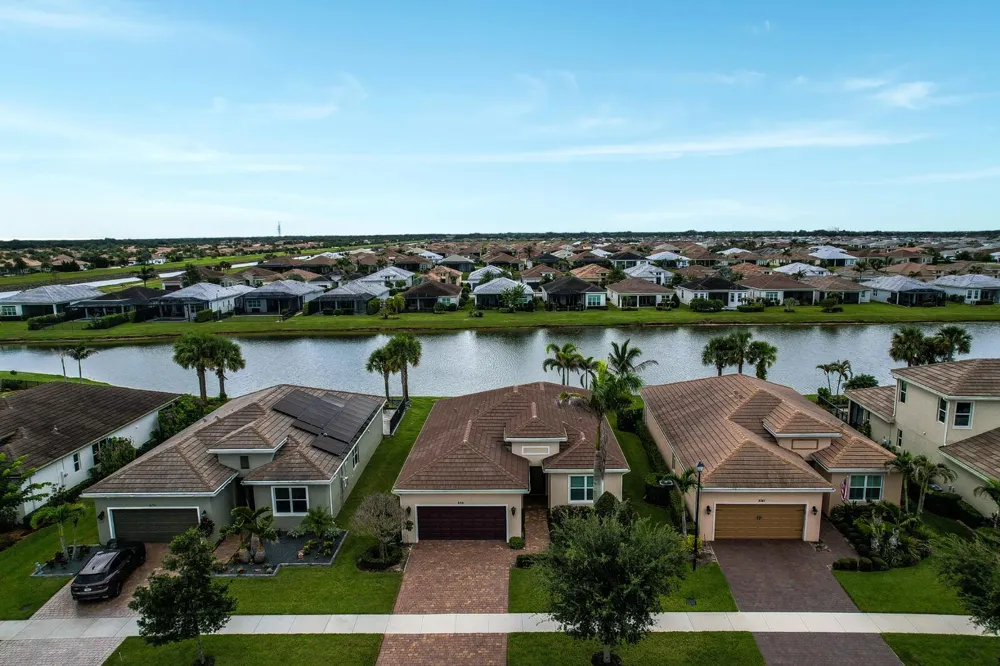 8741 SW VICO WAY Port St. Lucie, FL 34987