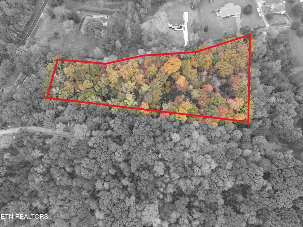 114 Pleasant View Loop Rd Clinton, TN 37716