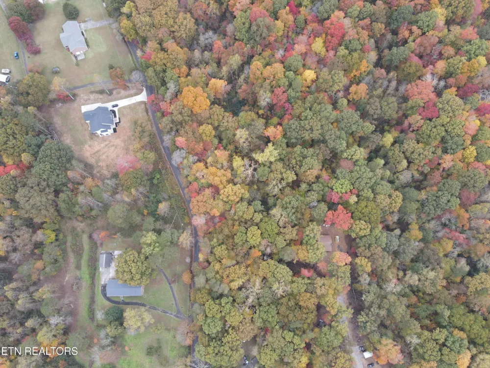 122 Pleasant View Loop Rd Clinton, TN 37716
