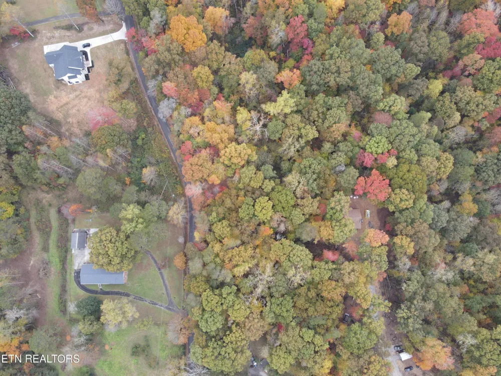 122 Pleasant View Loop Rd Clinton, TN 37716