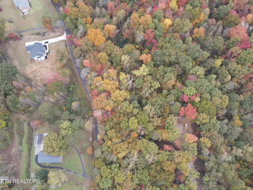 122 Pleasant View Loop Rd Clinton, TN 37716