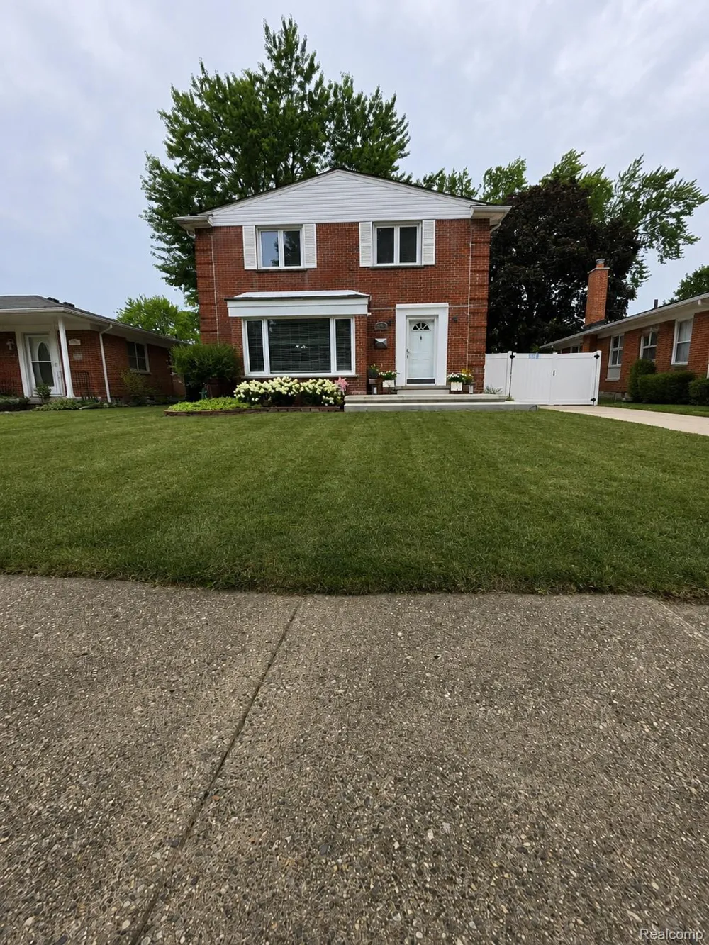 31159 Kelly Road Fraser City, MI 48026