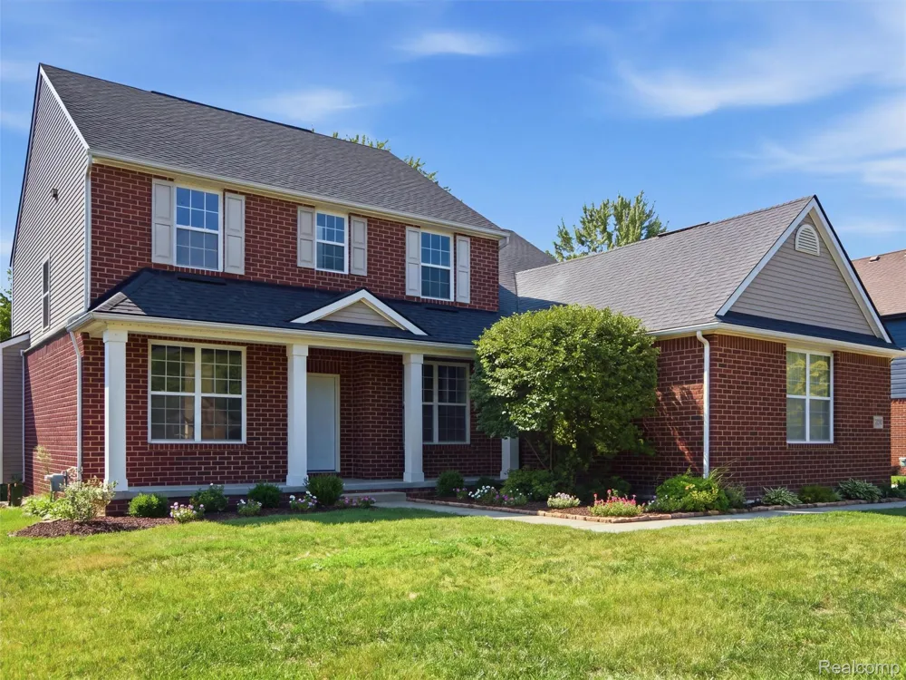 53283 Jaclyn Drive Shelby Charter Township, MI 48315